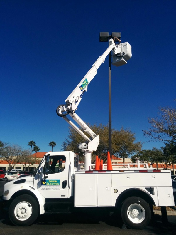 Bucket Truck Pole Light Services » Erwin Electric